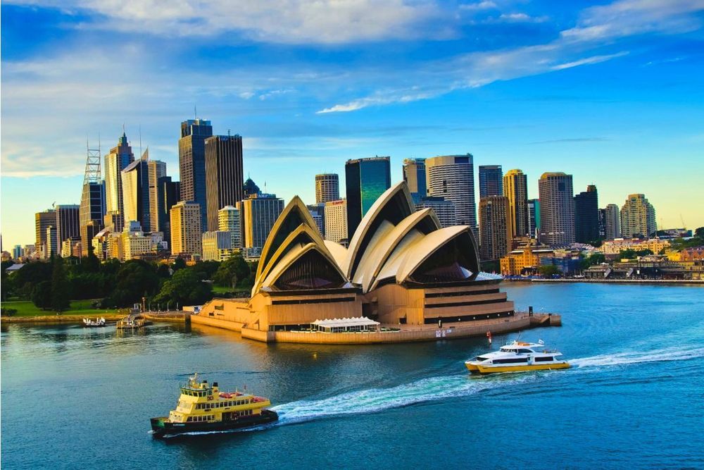 Australia & New Zealand: Travel Smart with HOAMESIM’s 30-Day Custom Plans