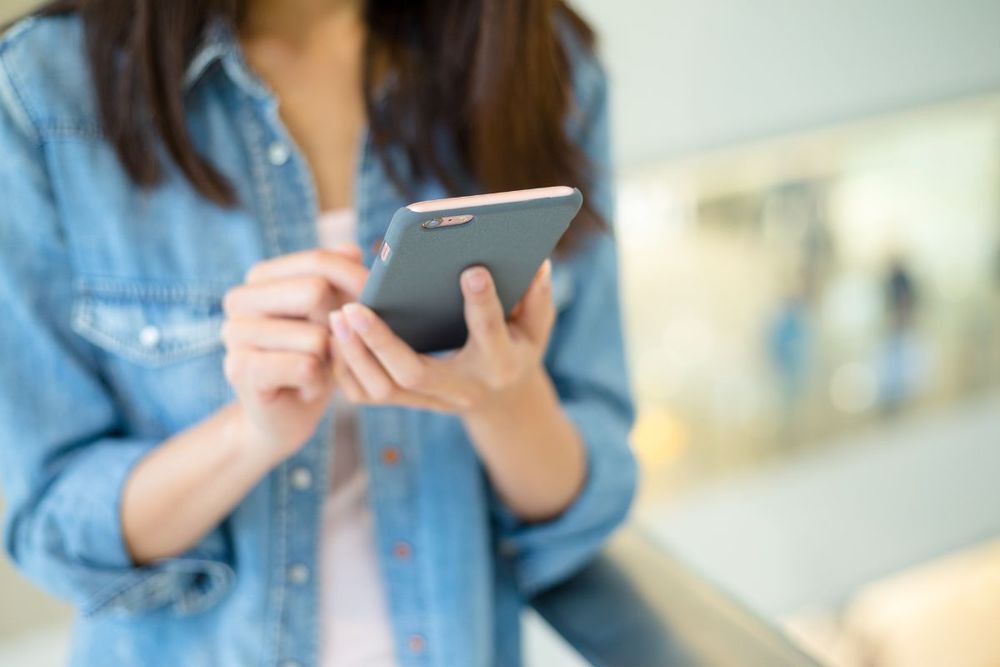 Why a Custom eSIM Is the Smartest Choice for Global Travelers